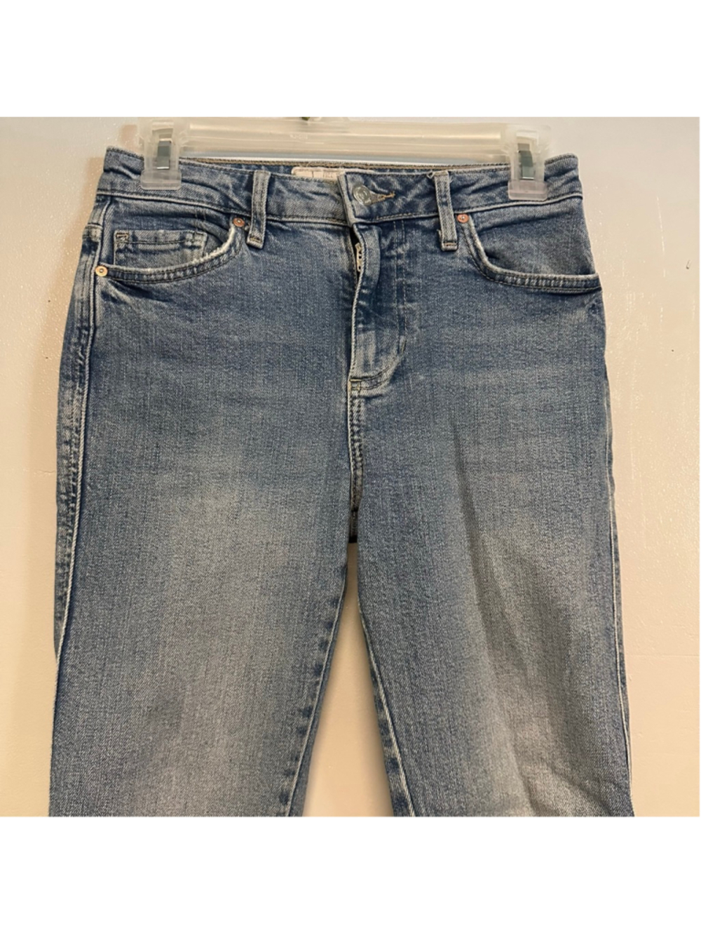 Free People Blue high rise, Skinny ankle Jeans women’s Size 24 raw hem - Picture 4 of 9